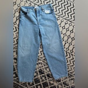 FRAME barrel leg jeans